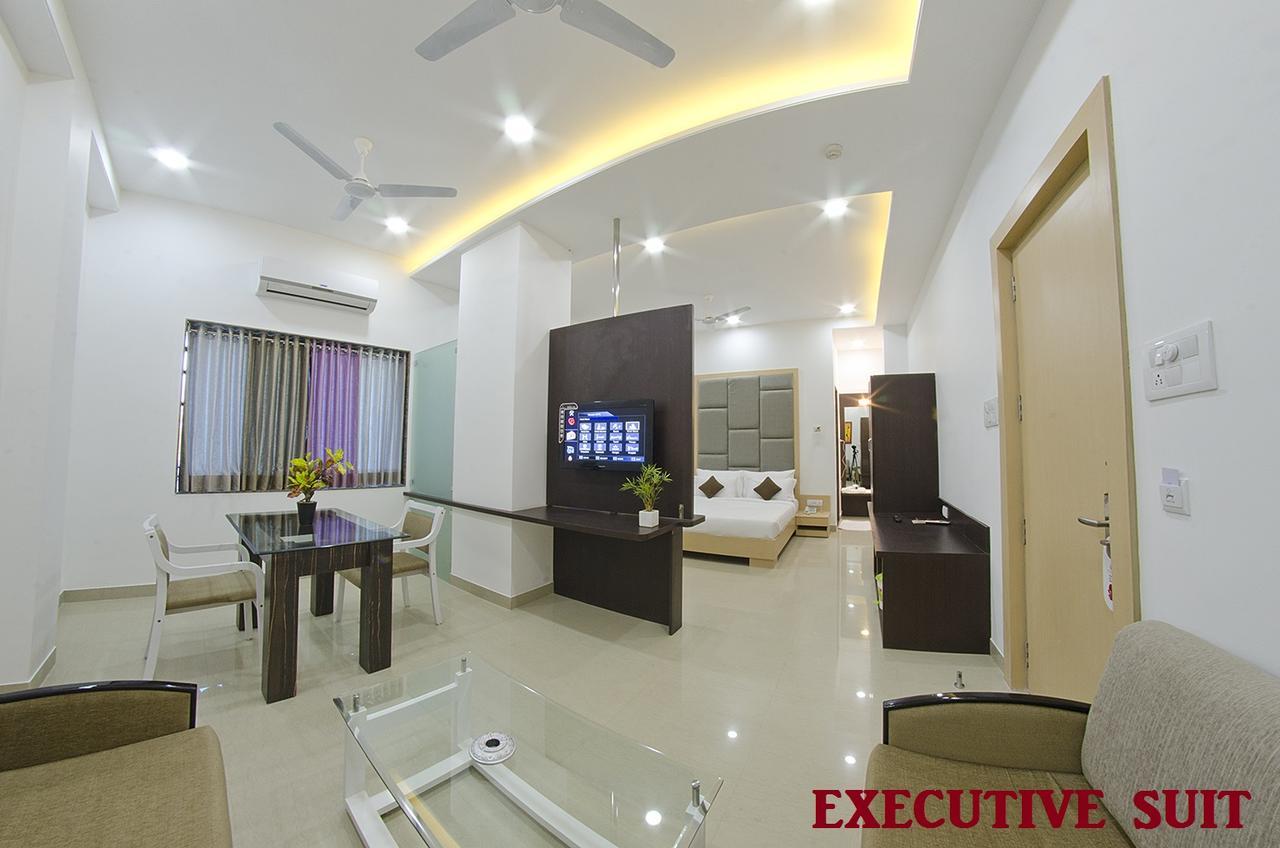 Jk Rooms 109 Hotel Mayur Нагпур Екстериор снимка
