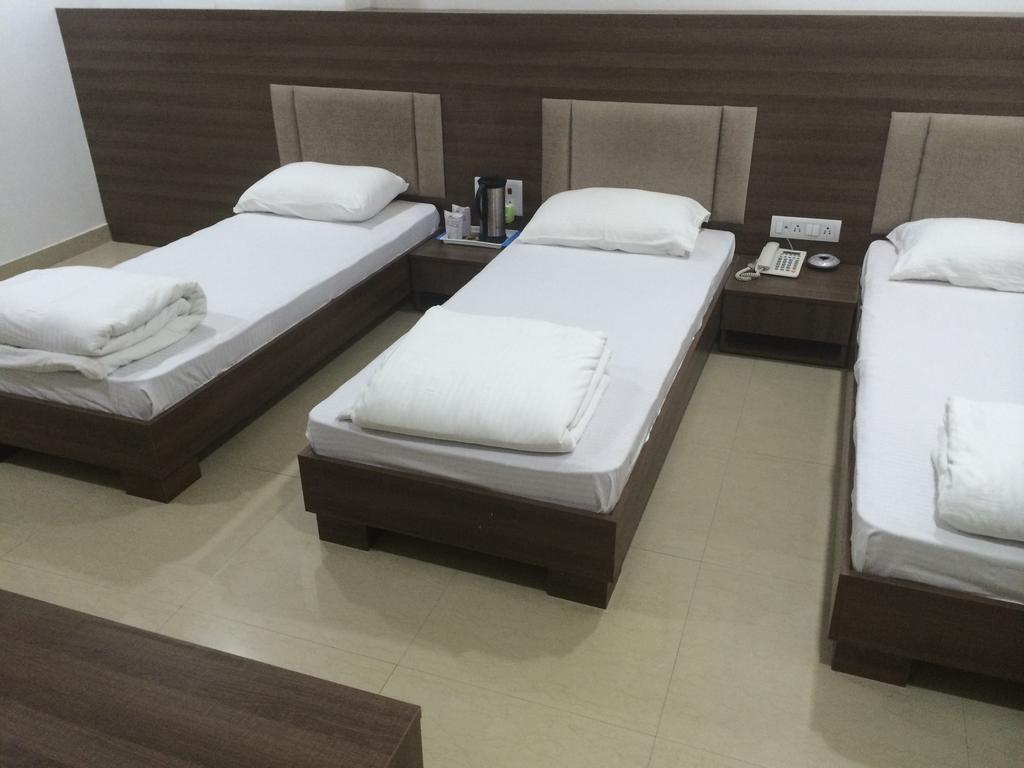 Jk Rooms 109 Hotel Mayur Нагпур Екстериор снимка